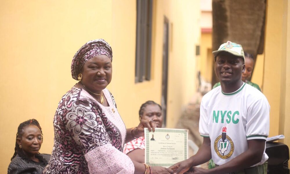  Salmwang Urges Corps Members to Uphold Scheme Values and Pursue Goals