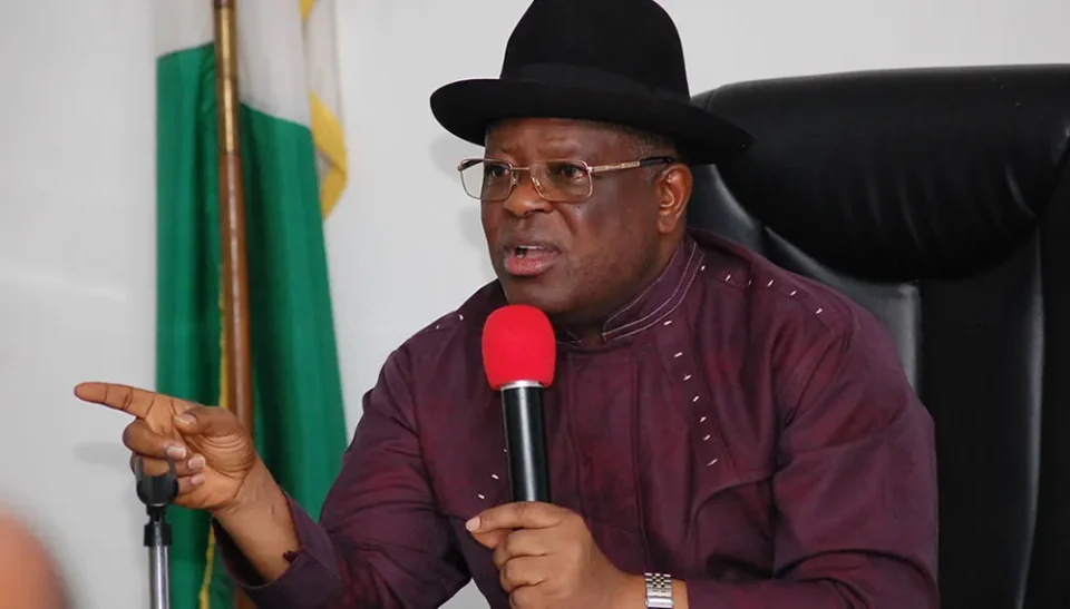 Umahi threatens revocation of project over slow pace of work