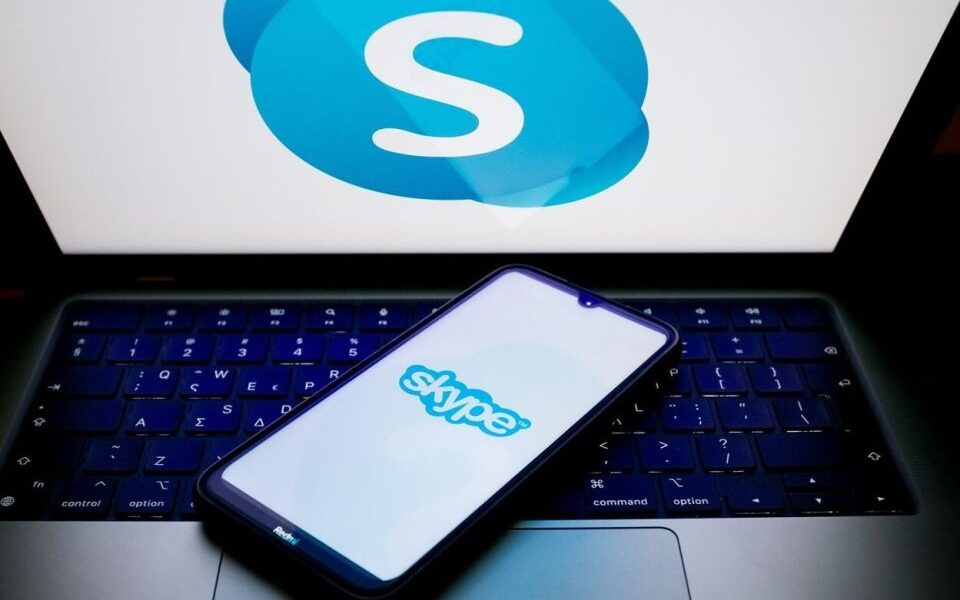 Skype announces closure in May