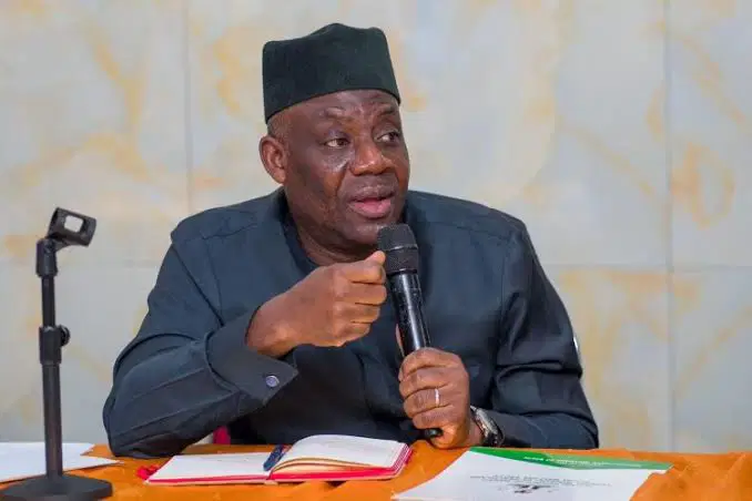 Why FG ended foreign scholarship scheme