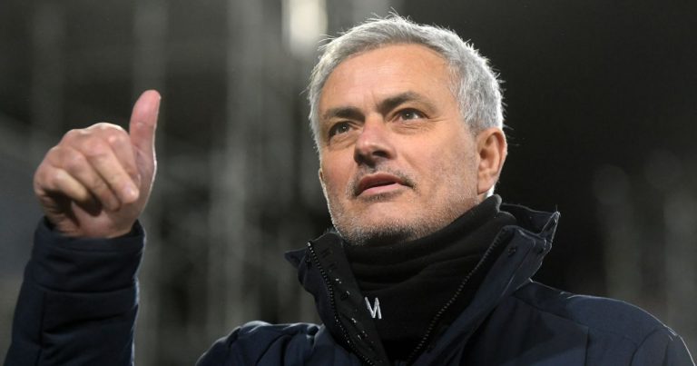 Mourinho blasts Galatasaray after goalkeeper’s penalty in final league game