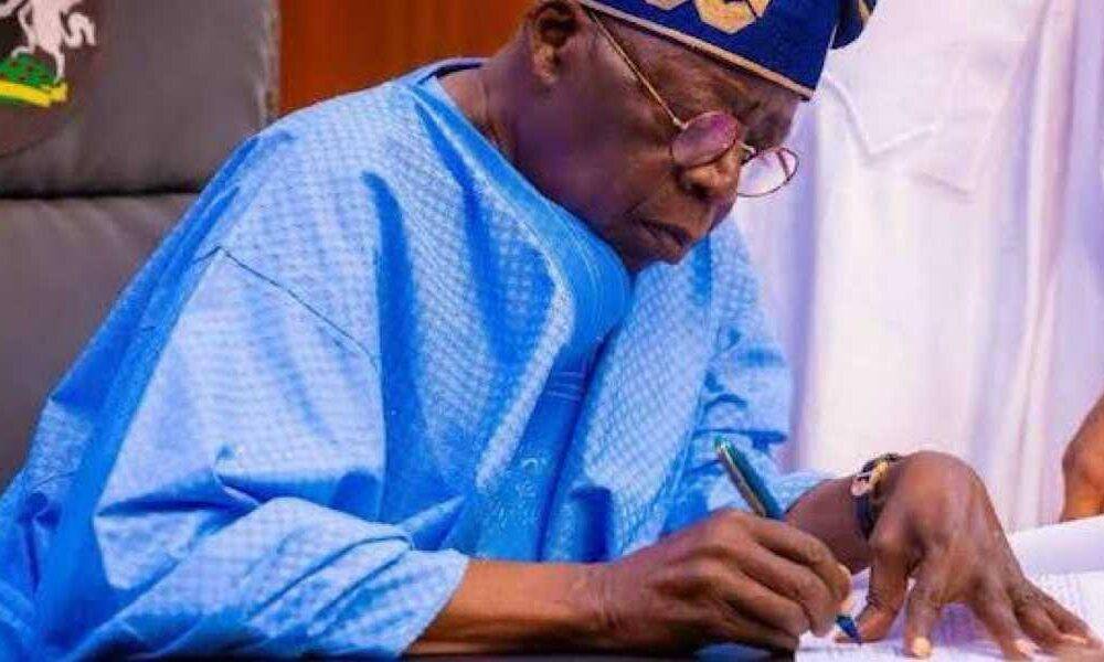 FG Begins Payment of N35,000 Wage Award Arrears to Civil Servants