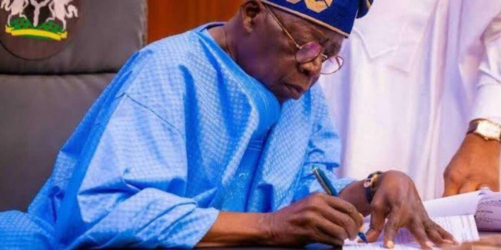 FG Begins Payment of N35,000 Wage Award Arrears to Civil Servants