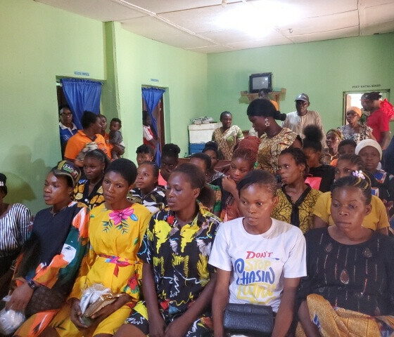 Foundation Conducts Outreach in Amaenyima, Settles Hospital Bills and Support